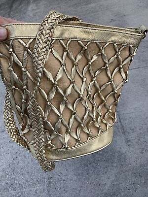 Vintage TIANNI Gold and tan Woven Criss Cross Bucket Hand Bag Purse ❤️sj7m24