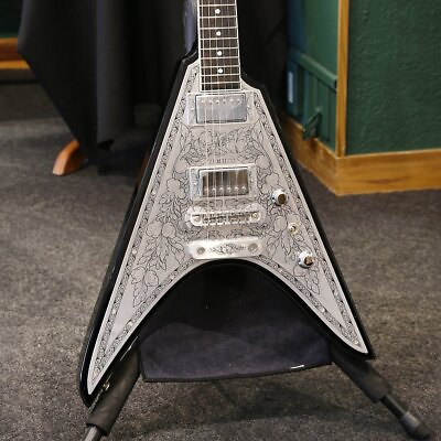 #ad Zemaitis MFGV22 BK Gloss Black Electric Guitar Metal Front V Shape Deformed 4192