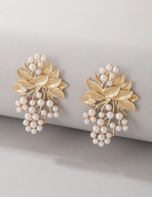 #ad Zara Earrings Pearl Cluster Stud Faux Flower Grapes Gold Plated