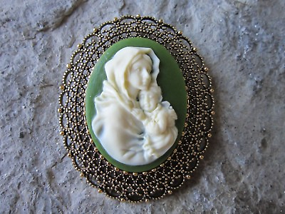 #ad 2 IN 1 VIRGIN MARY amp; BABY JESUS CAMEO GOLD BROOCH PIN PENDANT MOTHER BABY