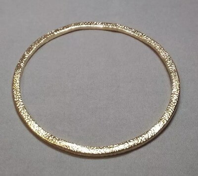 #ad Wavy Textured Gold Tone Metal Bangle Bracelet Simple Elegant