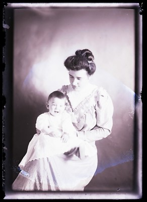 #ad ANTIQUE GLASS NEGATIVE FC PHILPOT LIMERICK ME LADY WITH A BABY