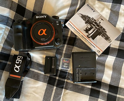 #ad SONY α99 SLT A99V DIGITAL SLR CAMERA ONLY 29537 ACTUATIONS WITH ACCESSORIES.