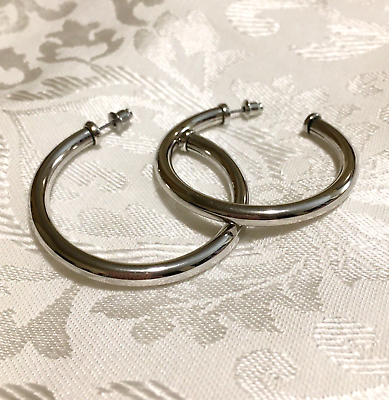 #ad Silver Tone Thick Hoop Earrings Hollow Light Weight Shiny Pierced