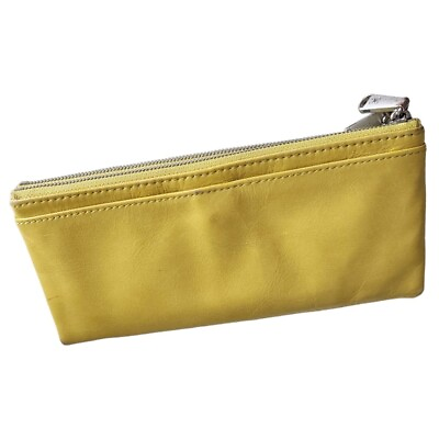 #ad HOBO Taylor Wallet in yellow leather