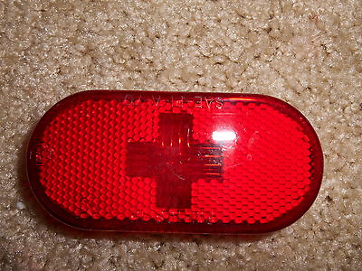 Vintage PM 108 15 SAE P 1A 70 Trailer Marker Lens Light Cover Cross Clearance