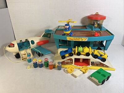 #ad VTG 1972 Fisher Price Play Family Airport Little People amp; Accessories 996 Wood
