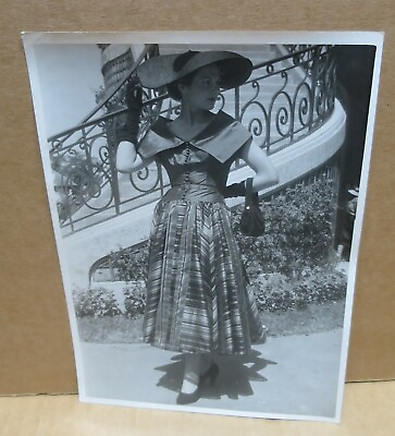 #ad MODE prix des Drags 1952 photographie élégante robe Jean Hercey chapeau St Cyr