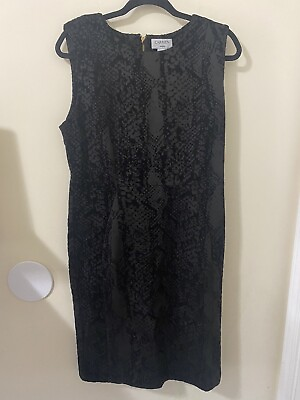 #ad Carmen Marc Valvo Sheath Dress Women#x27;s Black Velvet Snake Print Size 10