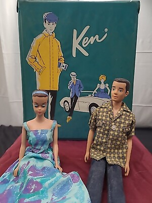 #ad VINTAGE 1962 BARBIE KEN AND MUCH CARRYING CASE amp; MORE SEE PICTURES