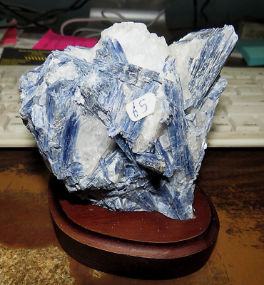 #ad GORGEOUS LARGE SPECIMEN OF BLUE KYANITE IN A WOOD STAND
