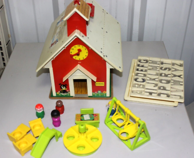 #ad Vintage Fisher Price Little People Play Family School House 923