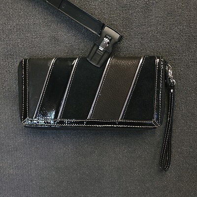 Fossil Women#x27;s Black Leather RFID Clutch Wristlet Wallet Zip Around $30.99