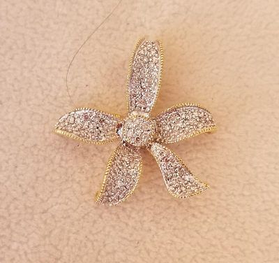 #ad 14K Solid Yellow Gold Diamond Encrusted Pendant Large Flower 2.8 grams