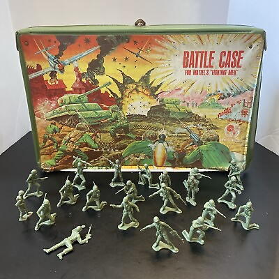 #ad VTG 1965 Mattel Battle Case Mattel’s Fighting Men W 21 green Plastic soldiers