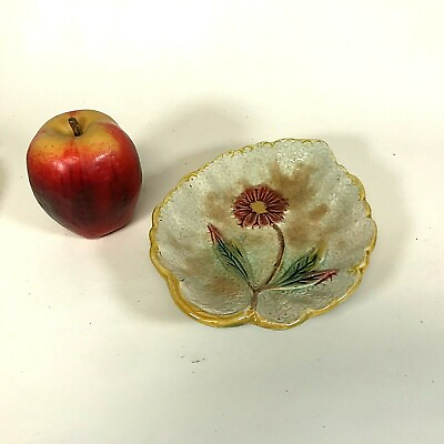 #ad Antique 19th English Century Majolica Leaf Shape Dish