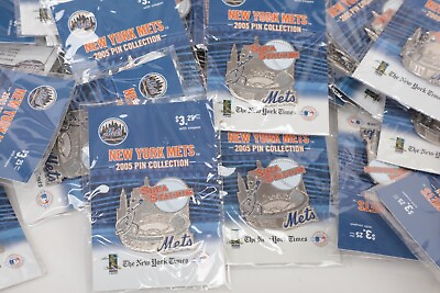 #ad x1 Vintage 2005 New York Mets Shea Stadium Collectible Pin NY Times