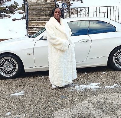 #ad Gorgeous White Faux Fur Full Length Coat Long Size Large Ex Large UB