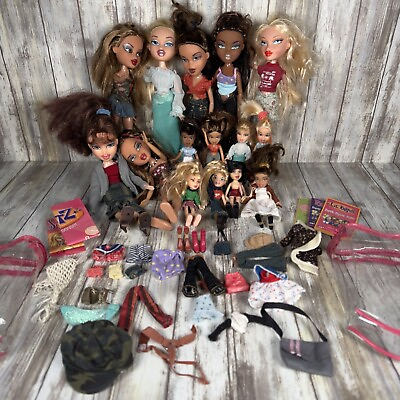 #ad VTG Bratz Doll Lot 15 Dolls 7 Large amp; 8 Small Lots Accessories for both sizes