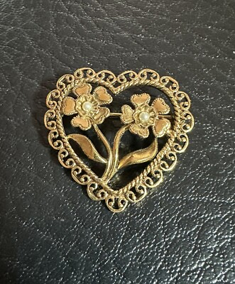 #ad AVON Antiqued Heart Brooch Pin Vintage Flower Faux Pearl Gold Tone Love Spring