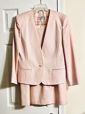 #ad “Investment” Two Piece Pink Jacket Skirt Suit. Excellent condition. Dry clean