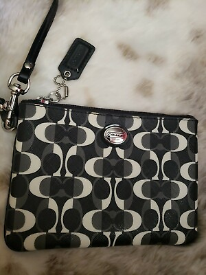 Coach Black Peyton Dream C Small Wristlet Wallet Bag Purse Clutch F50523 $45.00