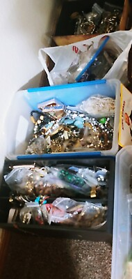 #ad Jewelry Vintage Lot SMALL PRIORITY BOX STUFFED FULL Brooch Necklace Earrings WOW