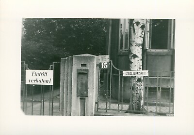 #ad Post WWII GI#x27;s Frankfurt Germany Photo #11 Lt Col Joe Driskells house