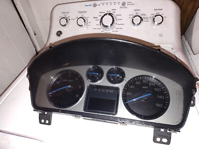 #ad 08 Cadillac Escalade Speedometer Instrument Cluster