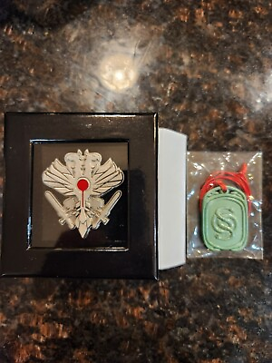 #ad Pax West 2019 Exclusive Destiny 2 Crucible Badge Guardian Pin With Gambit Coin