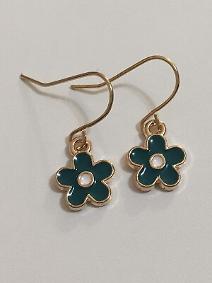 #ad Small Dark Green Flower dangle earrings rose gold color￼