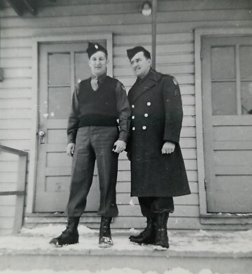 #ad WW2 U.S. Army Air Corps Soldiers Pete Dobransky On Porch PHOTO Hill Field