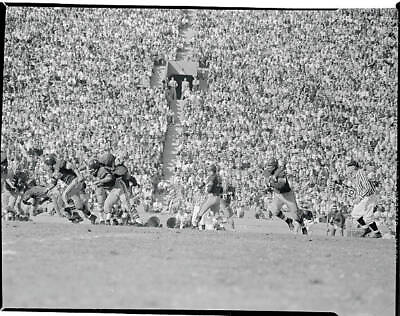 #ad C. R. Roberts Maneuvering Around Opponents 1955 Photo Roberts USC goes aroun