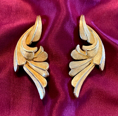 #ad CHRISTIAN DIOR Clip Earrings Textured Gold Tone 1980s Statement Runway Rare 3quot;