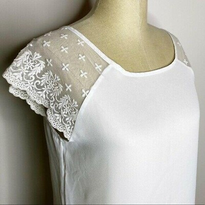 #ad Lavish Womens Size S White Lace Sheer Sleeve Embroidered Scallop Top