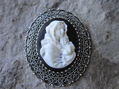 #ad 2 IN 1 VIRGIN MARY amp; BABY JESUS CAMEO SILVER BROOCH PIN PENDANT WHITE BLK