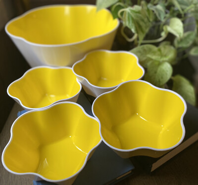 #ad Avon New Old Stock Set Of 5 Flower Power Bowls Retro Yellow White Plastic Cute