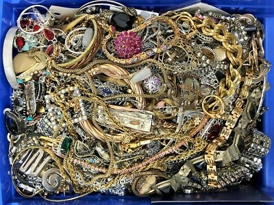 #ad 3 Lbs Pounds Unsorted Huge Lot Jewelry Vintage Now Junk Art Craft Treasure Fun