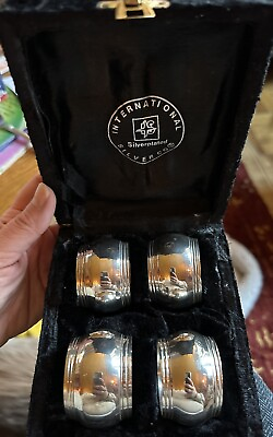 #ad Set Of 4 International Silver Co. Silverplated Napkin Rings In Storage Box