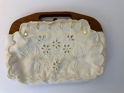 #ad Vintage Wooden Handle White cotton embroidered Purse 11 x 8