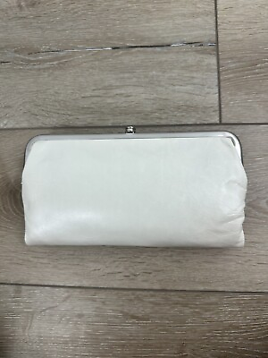 New HOBO Lauren Clutch Wallet Leather White Latte