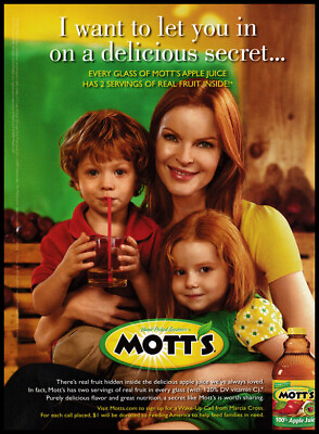 Marcia Cross amp; kids 1 page clipping 2009 ad for Motts Apple Juice $4.99