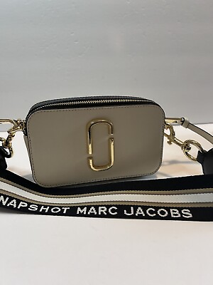 #ad Marc Jacob’s The Snapshot Cámara Bag Logo Strap Cream Black Crossbody Bag EUC