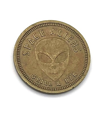 #ad Vtg Space Aliens Grill amp; Bar Trade Token Midwest Coin Concepts Brass Token Medal
