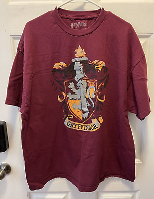 #ad Harry Potter Red T shirt w Large Gryffindor Crest Size 2XL Adult Gently Used