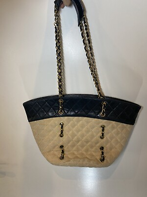 #ad CHANEL Chain Shoulder Bag CC matelasse leather black beige ladies vintage classy