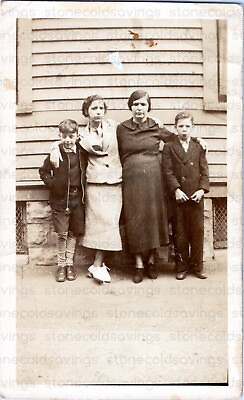 #ad VTG Bamp;W FOUND PHOTO 1930S WOMEN POSE WITH YOUNG SCHOOL BOYS URBAN FAMILY