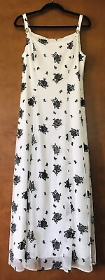 Molly Malloy Evening White Dress With White amp; Black Rose Mesh Overlay Size 10 $19.99