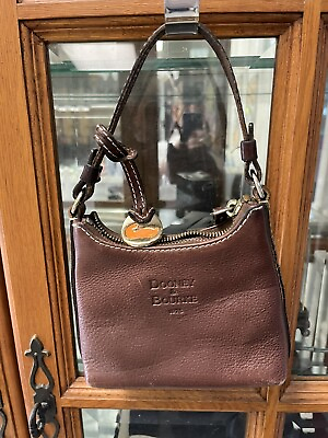#ad Dooney amp; Bourke Mini Brown Leather Purse. 6 1 2 by 4 1 2.